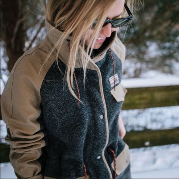 Patagonia Reclaimed Wool Parka recycled - Picture 11 of 11